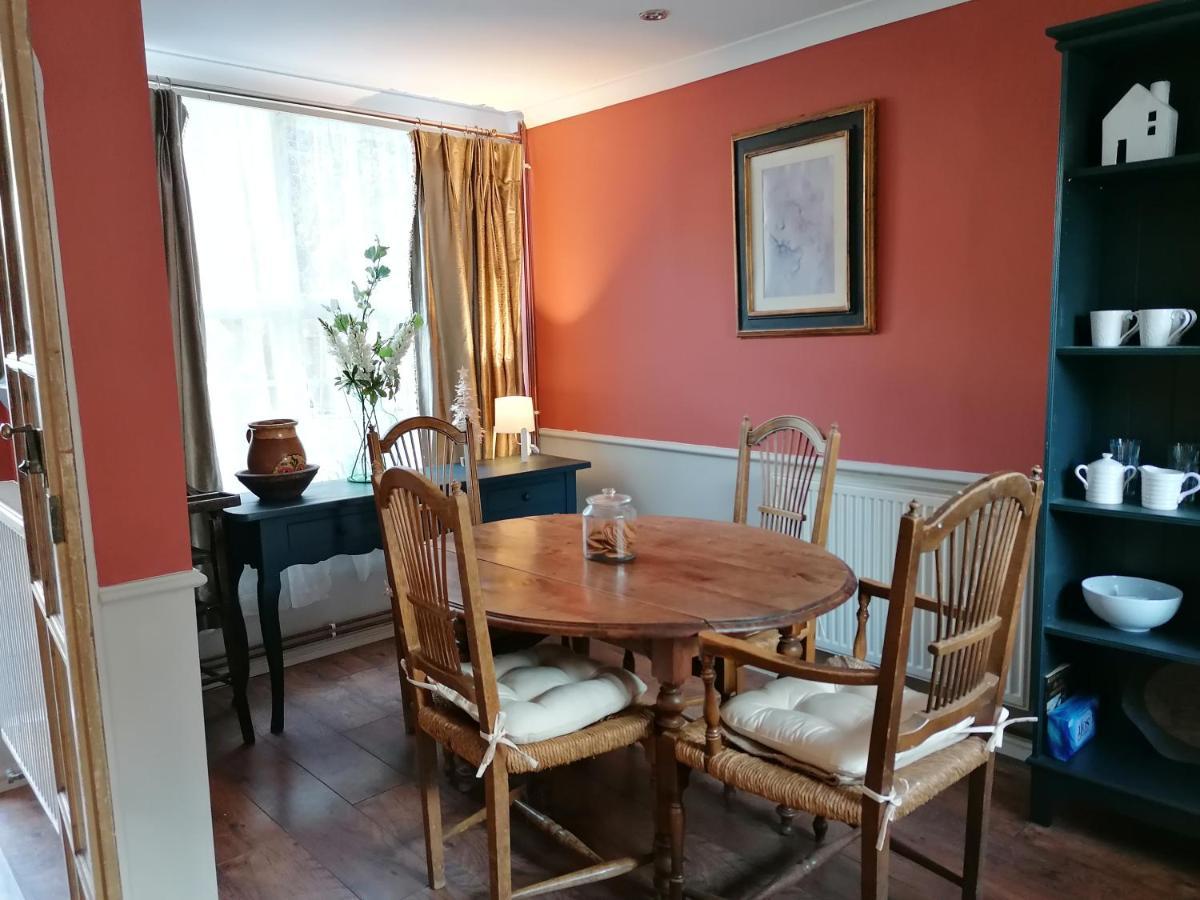 The Clockhouse Apartment Old Windsor Luaran gambar