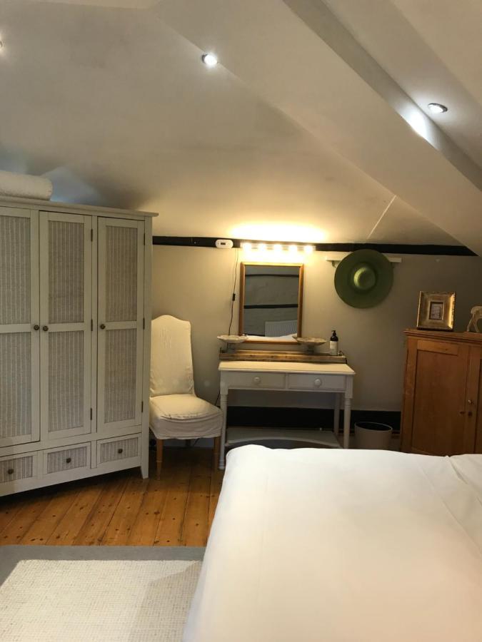 The Clockhouse Apartment Old Windsor Luaran gambar